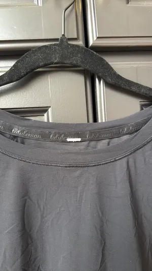 Black Athletic Cropped T-shirt thumbnail 2