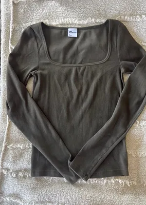 Aritzia TNA Square Neck Long Sleeve Homestretch thumbnail 1