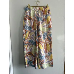 C&C California Linen Wide Leg Tropical Leaf crop Pants Multi M boho resort retro thumbnail 4