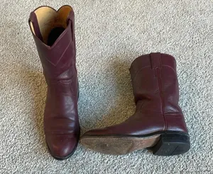 Justin Boots Burgundy ladies L3068 size 5C thumbnail 2