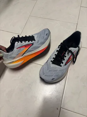 Brooks Running Shoes Women’s thumbnail 5