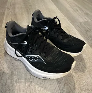 Saucony Running Shoes thumbnail 1