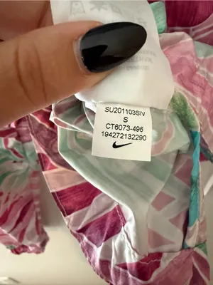 Nike Tropical Floral Cropped Windbreaker Jacket Women’s Small Hooded thumbnail 8