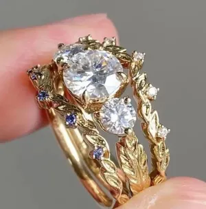 Golden Tone Ring with Diamond Inlaid Size 7 thumbnail 4