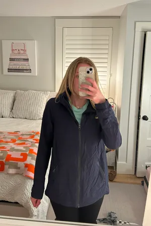 Lululemon Women’s Navy Blue  Jacket Size 8 thumbnail 4