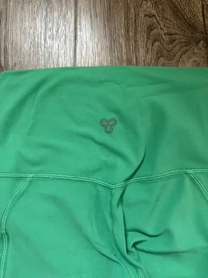 Aritzia TNA Action Green Leggings thumbnail 3