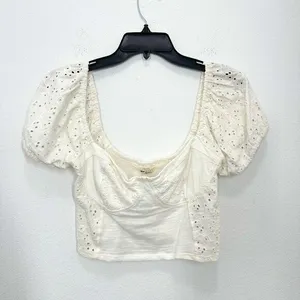 Billabong Festival Cropped‎ Eyelet Puff Sleeves Sweetheart Neckline Summer White thumbnail 2