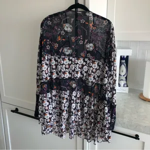 Free People Boho Chic Floral Tunic Top thumbnail 8