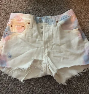 Levi’s Denim Shorts thumbnail 1
