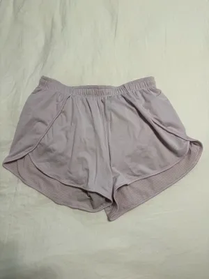 Lululemon Swiftly Mid-Rise Short 3” thumbnail 3