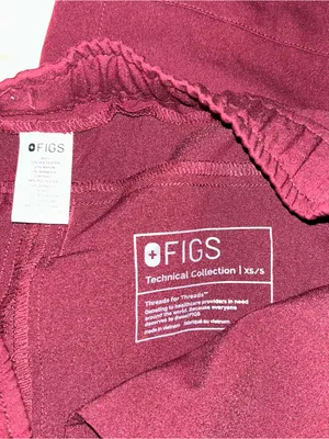 Figs burgundy jogger scrub pants SHORT thumbnail 3
