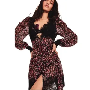 For LOVE & LEMONS FOR VICTORIA’S SECRET: Melrose Robe 💕 thumbnail 14