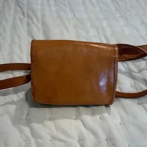 Chic Tan Leather Mini Bag (8) thumbnail 3