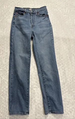 Levi's Wedgie Straight Jeans Button Fly High Rise Blue Denim Womens 27 Casual thumbnail 1