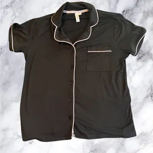 Joyspun Black Pajama Top Pink Trim Size Small‎ thumbnail 5