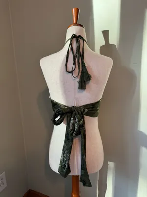 Green Silk Cropped Tie Top thumbnail 3