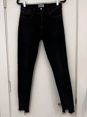 AGOLDE Sophie Mid Rise Ankle Jean in Shout Wash (Black) thumbnail 2