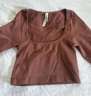 Aritzia Top thumbnail 1