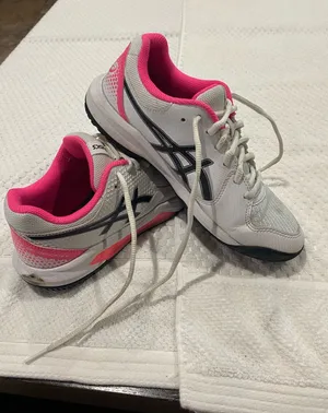 ASICS Women's White Athletic Sneakers with Pink Lining thumbnail 1