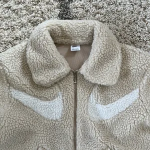 EUC Sportswear Swoosh Full Zip Jacket Sail Off White thumbnail 5