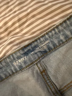 Old Navy Jean Shorts thumbnail 2