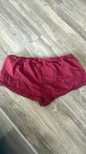 Brandy Melville PJ shorts thumbnail 3