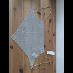 Urban Outfitters NWT That’s Hot Sparkly Silver Handkerchief Top Size XS thumbnail 5