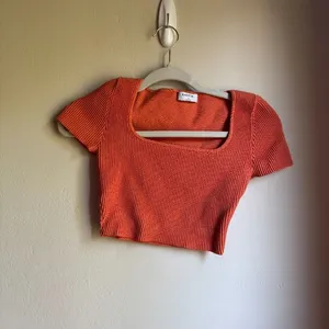 Babaton Sculpt Knit Ribbed Square-Neck Crop Top - Bright Orange thumbnail 2
