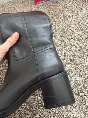 Zara Knee High Mid Heel Leather Boots Size 6 or 36 thumbnail 8