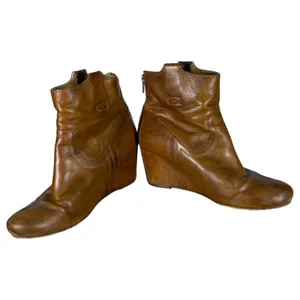Frye 3470656-COG Carson Wedge Ankle Booties Cognac Brown Size 9.5 thumbnail 9