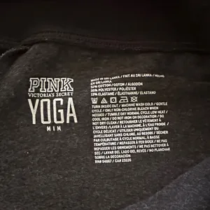 PINK Victoria's Secret Charcoal Leggings with Logo thumbnail 5