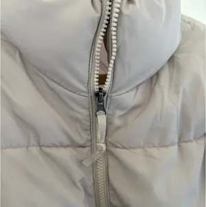 Divided Light Beige Puffer Jacket thumbnail 4