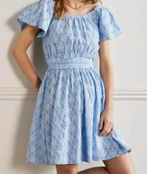 New Scoop Neck Embroidered‎ Dress thumbnail 1