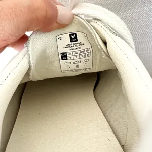 Veja Esplar Sneakers in Black & White thumbnail 7