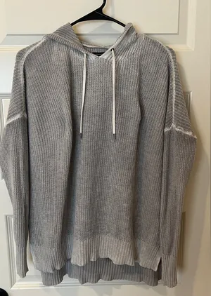 American Eagle Outfitters Light Gray Knit Pullover thumbnail 1