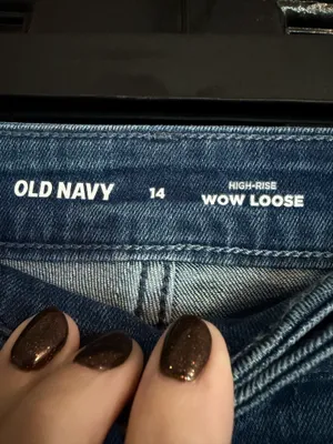 Old Navy Wow Loose High-Rise Jeans thumbnail 2