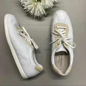 Cole Haan Grandpro Sneaker Shoe Leather Lace Up Turf White Womens Size 9.5 thumbnail 1