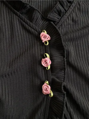 Cider Rose Ruffled Button Down Crop Top thumbnail 3