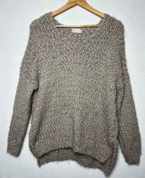 Altar’d State Women’s Gray Chunky Knit Fringe Thread V Neck Boxy Sweater Size M thumbnail 1