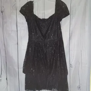 David's Bridal Short Sleeve Illusion Lace Tiered Ruffle Black Homecoming Dress thumbnail 8