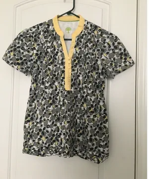 Healing Hands Printed Scrub Uniform Top Nurse Medical Women's Size M thumbnail 1