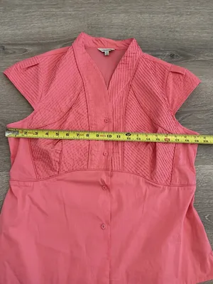 J. Peterman Women’s Size 14 Coral Pink Pintuck Button Front Blouse thumbnail 6