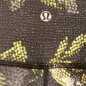 Lululemon Athletica Womens Wunder Under Leggings Multicolor Floral 24 Inch Waist thumbnail 5