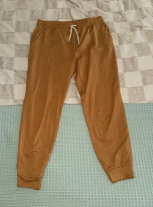 Vuori Women's Performance Jogger size M thumbnail 1