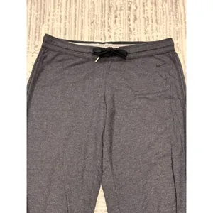 Nike women's small gray cropped jogger sweatpants thumbnail 4