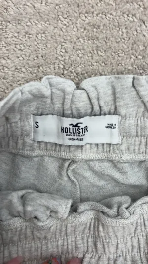hollister grey sweat shorts  thumbnail 2