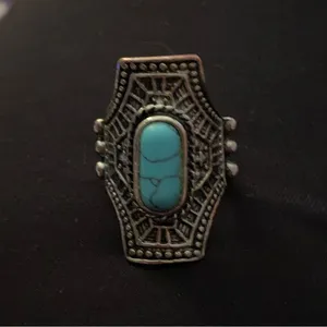 Womens Vintage Ring Size 6 Faux Turquoise Stone On Silver Ornate Rectangle thumbnail 2