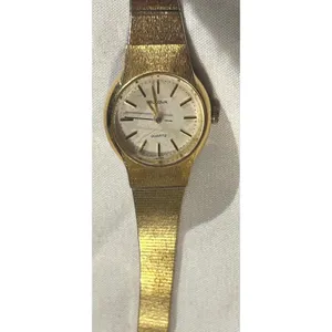 Bulova Ladies Gold‎ Tone Quartz Watch Elegant Dress Style 1981 thumbnail 4