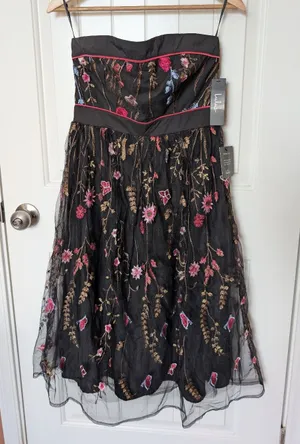 NWT Lulus For the Frill of It Embroidered Strapless Midi Dress Small Black/Pink thumbnail 1