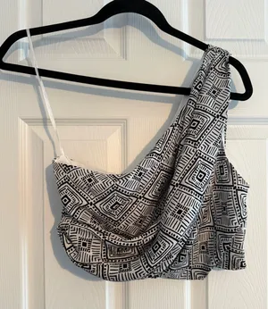 DO+BE Crop Top thumbnail 1